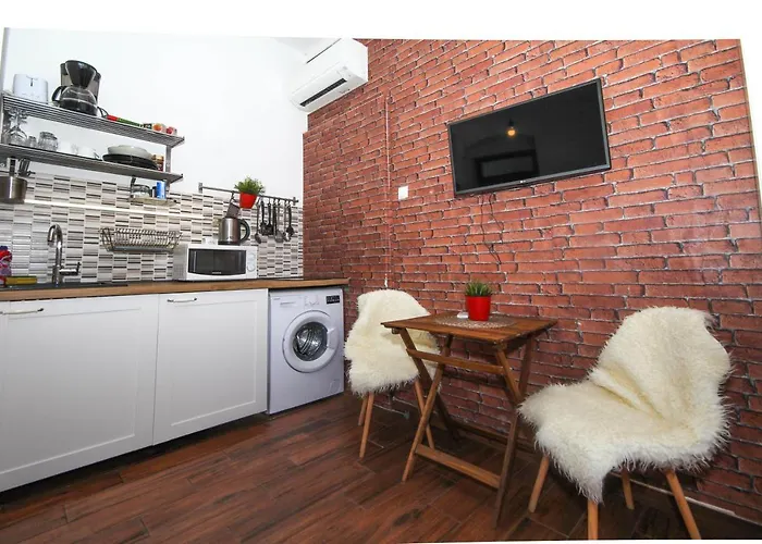 Fab 'n' Chic Apartment *