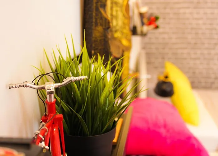 Fab 'n' Chic * 스플리트